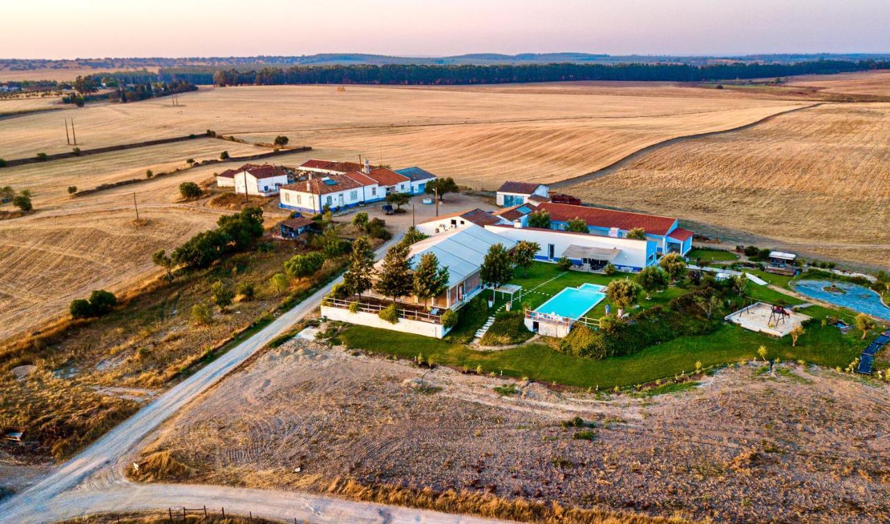 Hotel Monte dos Poços à Aljustrel  Extérieur photo